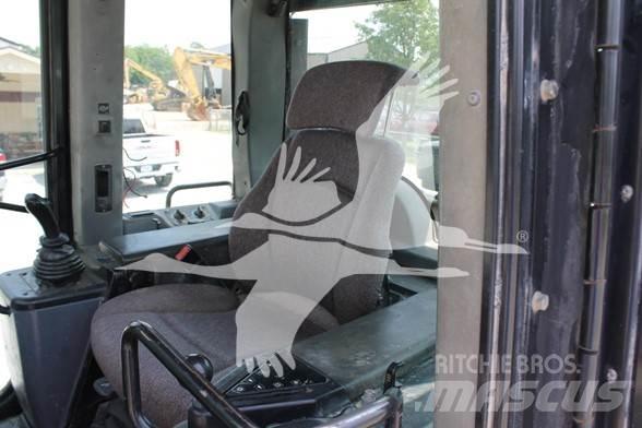 CAT 953C Lánctalpas homlokrakodók
