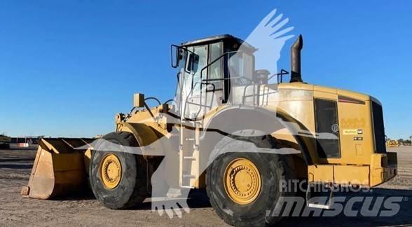 CAT 980H Gumikerekes homlokrakodók