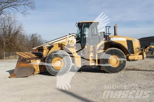 CAT 980H Gumikerekes homlokrakodók