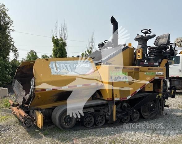 CAT AP-1055F Aszfalt terítõ gépek