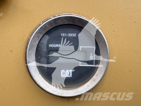 CAT D3G XL lánctalpas dózerek