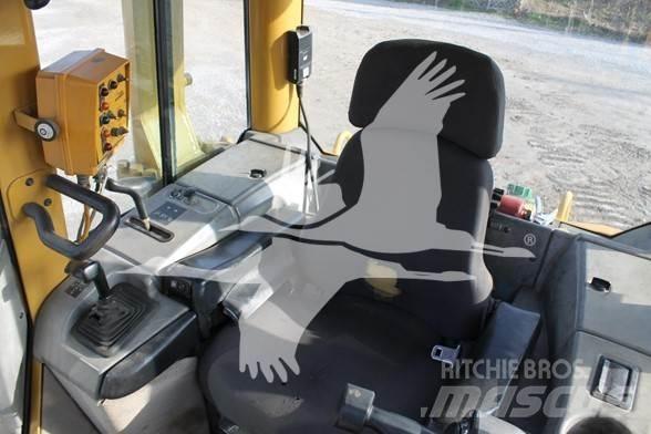 CAT D6N XL lánctalpas dózerek