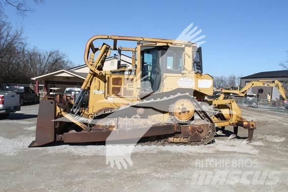CAT D6T XL lánctalpas dózerek