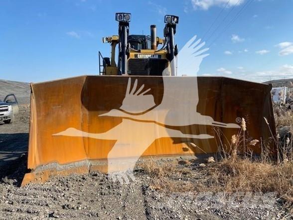 CAT D9T lánctalpas dózerek