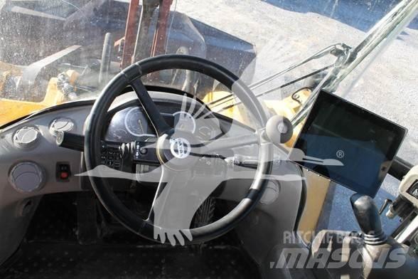 Volvo L220H Gumikerekes homlokrakodók