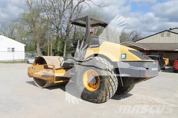 Volvo SD100D Egydobos hengerek