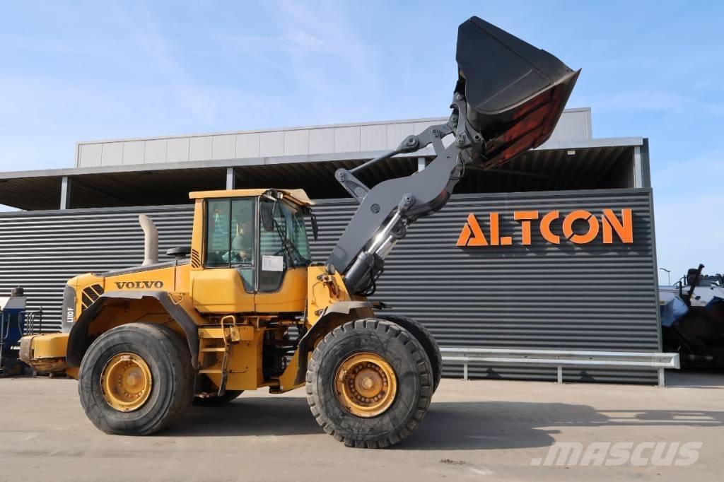Volvo L110F Gumikerekes homlokrakodók