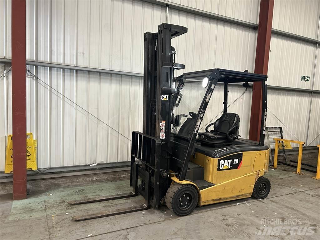 CAT EP20PN Elektromos targoncák