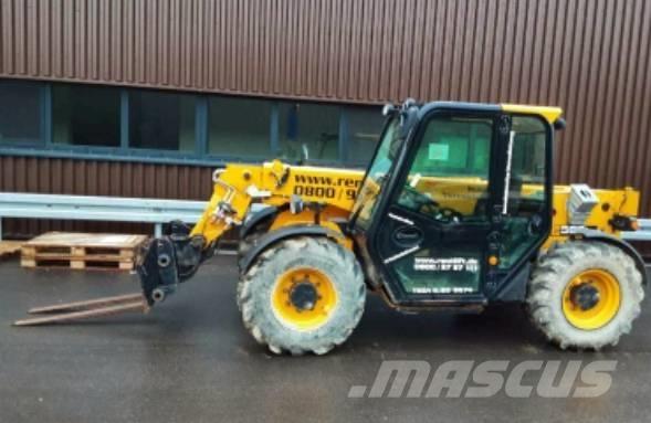 JCB 525-60 Teleszkópos rakodók