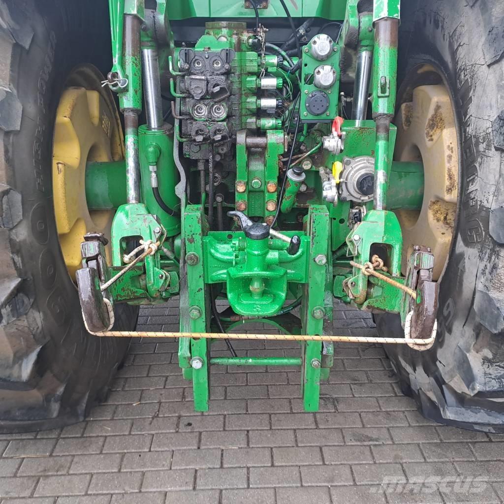 John Deere 8420 Traktorok