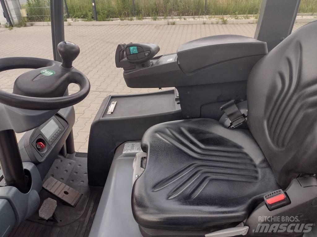 Jungheinrich EFG 213 Elektromos targoncák