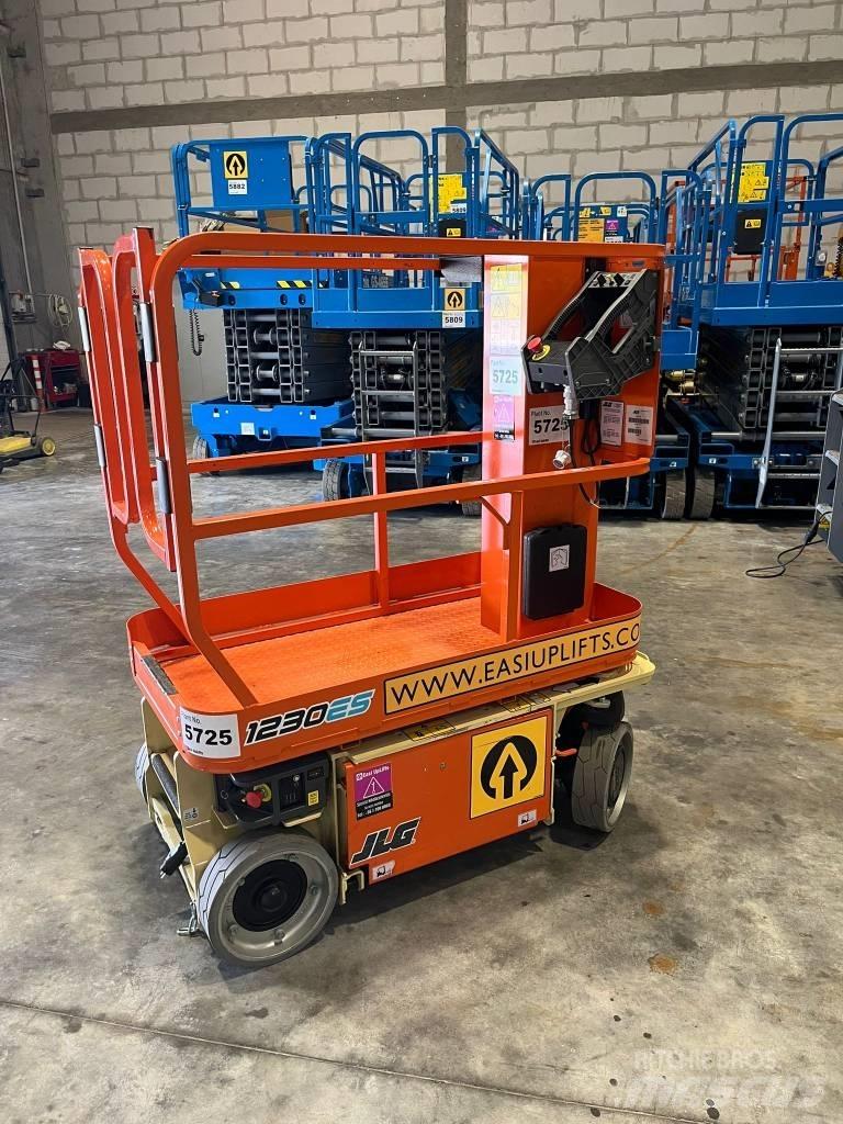 JLG 1230 ES Személyemelők
