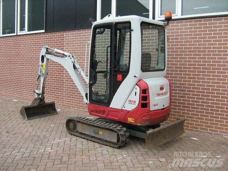 Takeuchi TB216 Mini kotrók < 7t