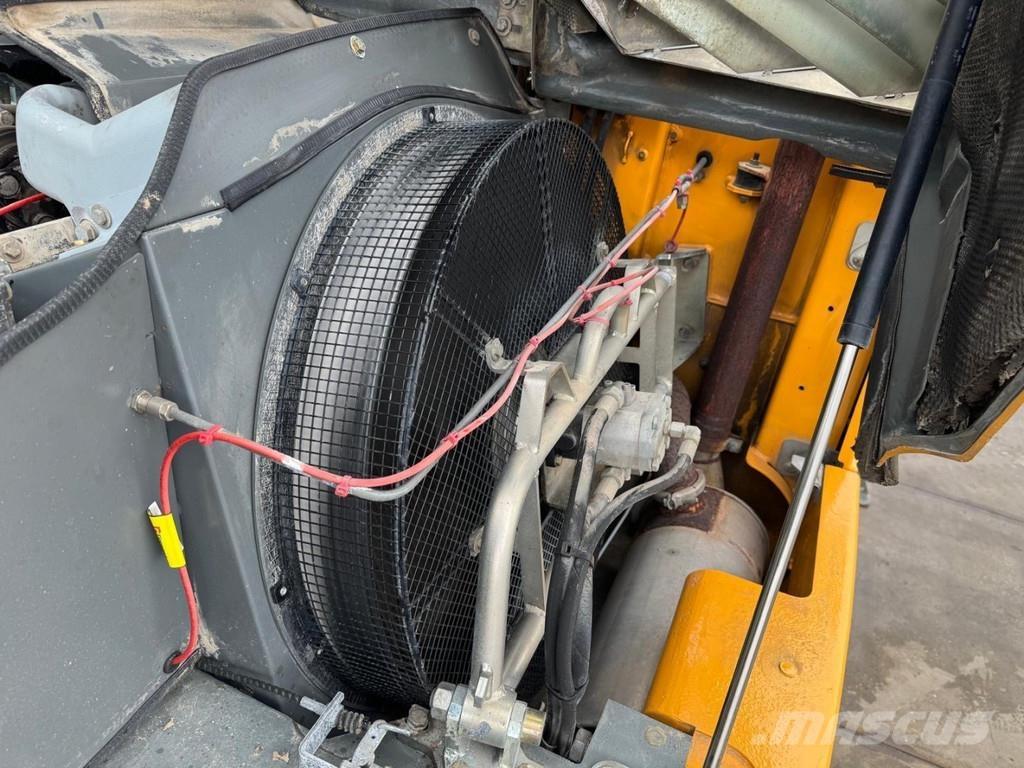 Liebherr A 316 Hulladékkezelő gépek