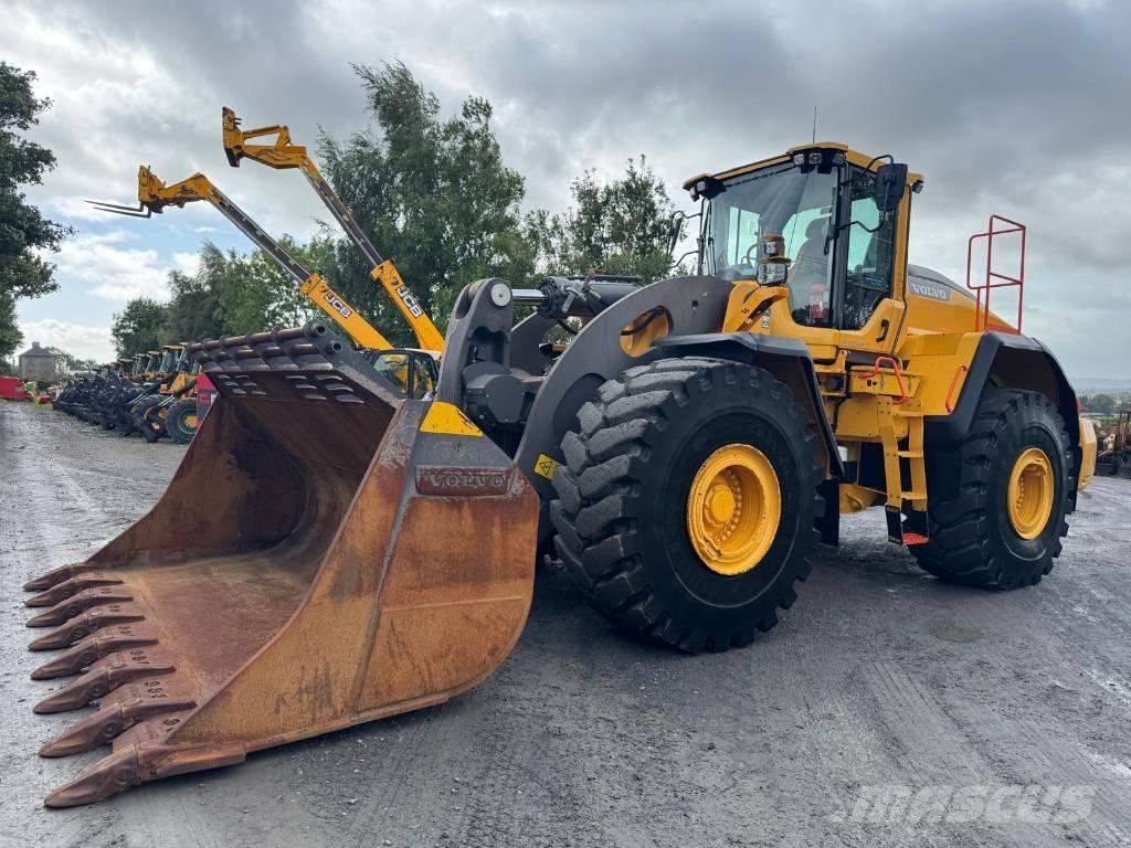 Volvo L 260 H Gumikerekes homlokrakodók