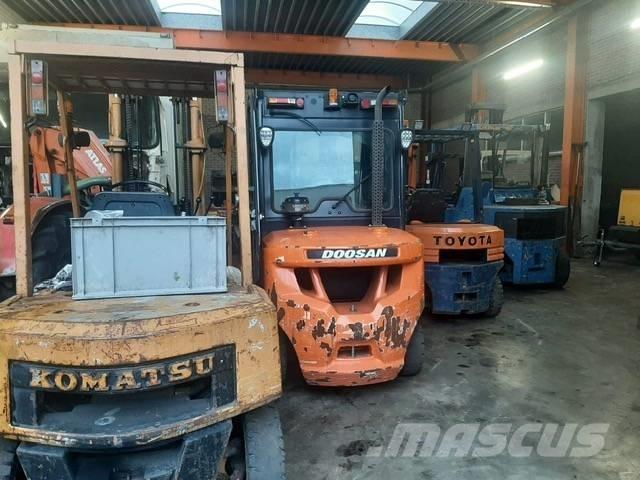 Doosan D 35 C-7 Dízel targoncák