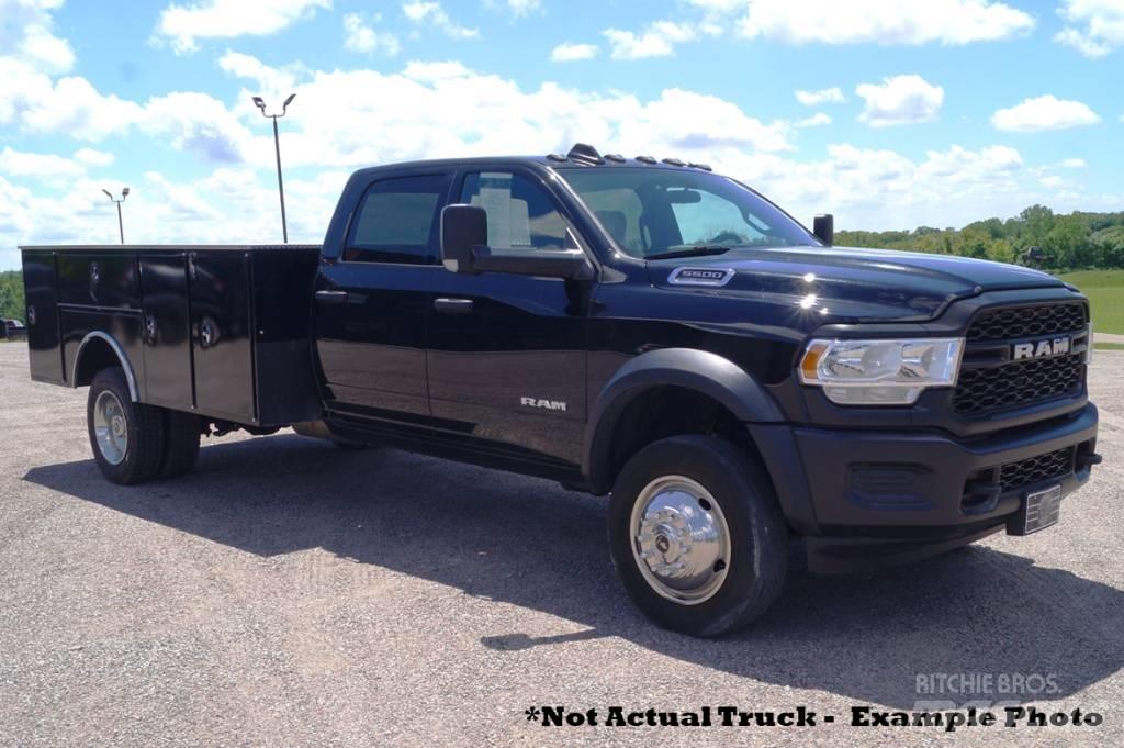 RAM 5500 TRADESMAN Kis teherszállító/Platós kocsi