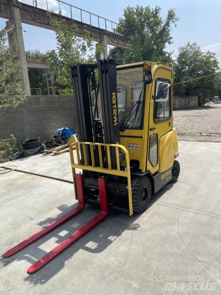 Hyster J1.5UT Elektromos targoncák