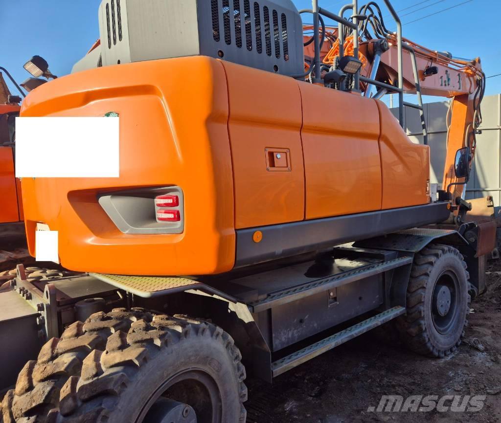 Doosan DX 170 W Gumikerekes kotrók