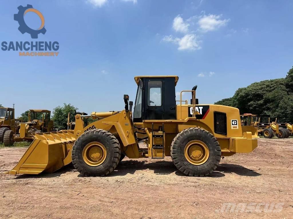 CAT 950 G Gumikerekes homlokrakodók