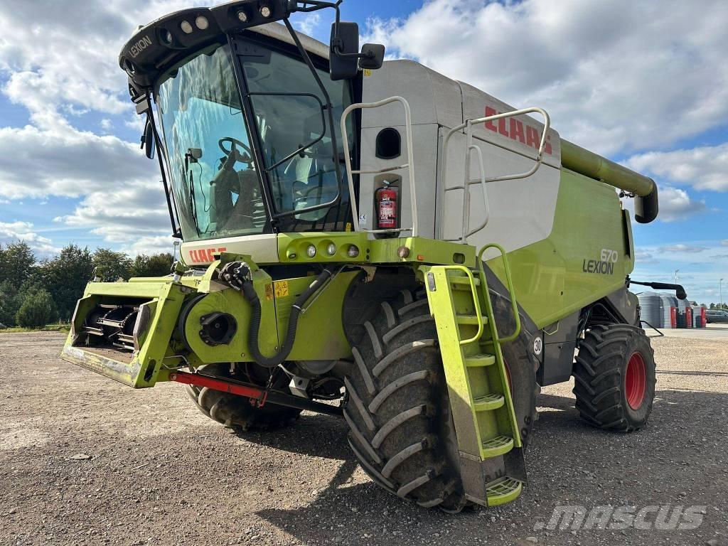 CLAAS Lexion 670 Kombájnok