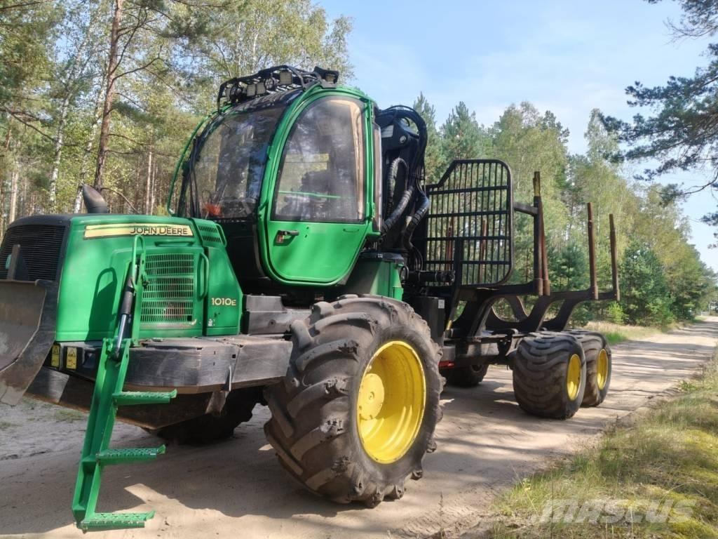 John Deere 1010 E Kihordók