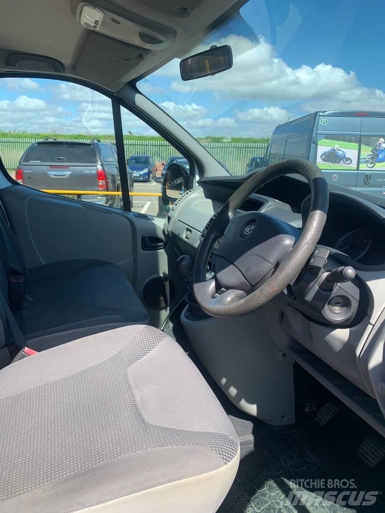 Vauxhall Vivaro Egyéb