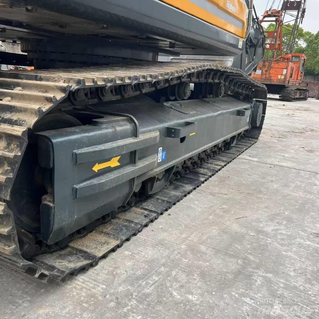 Hyundai R330LC Lánctalpas kotrók