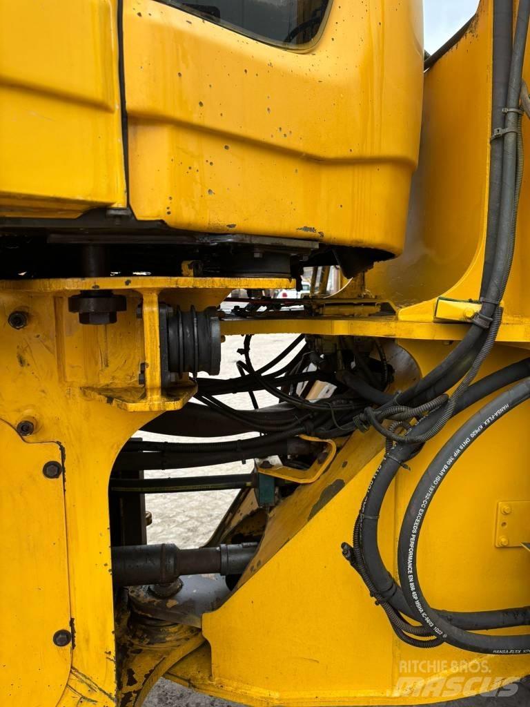 Volvo L 70 F Gumikerekes homlokrakodók