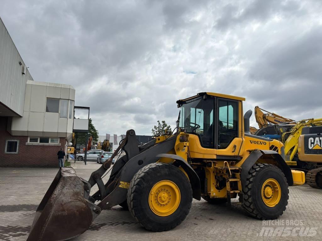 Volvo L 70 F Gumikerekes homlokrakodók