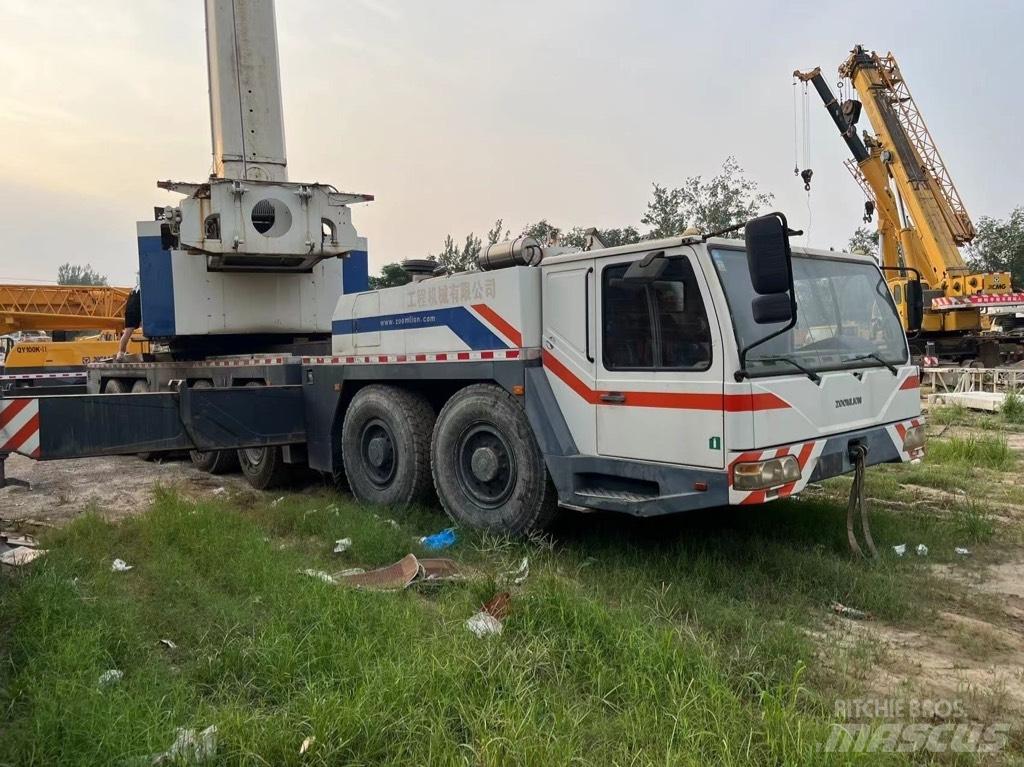 Zoomlion QAY220V Terepdaruk