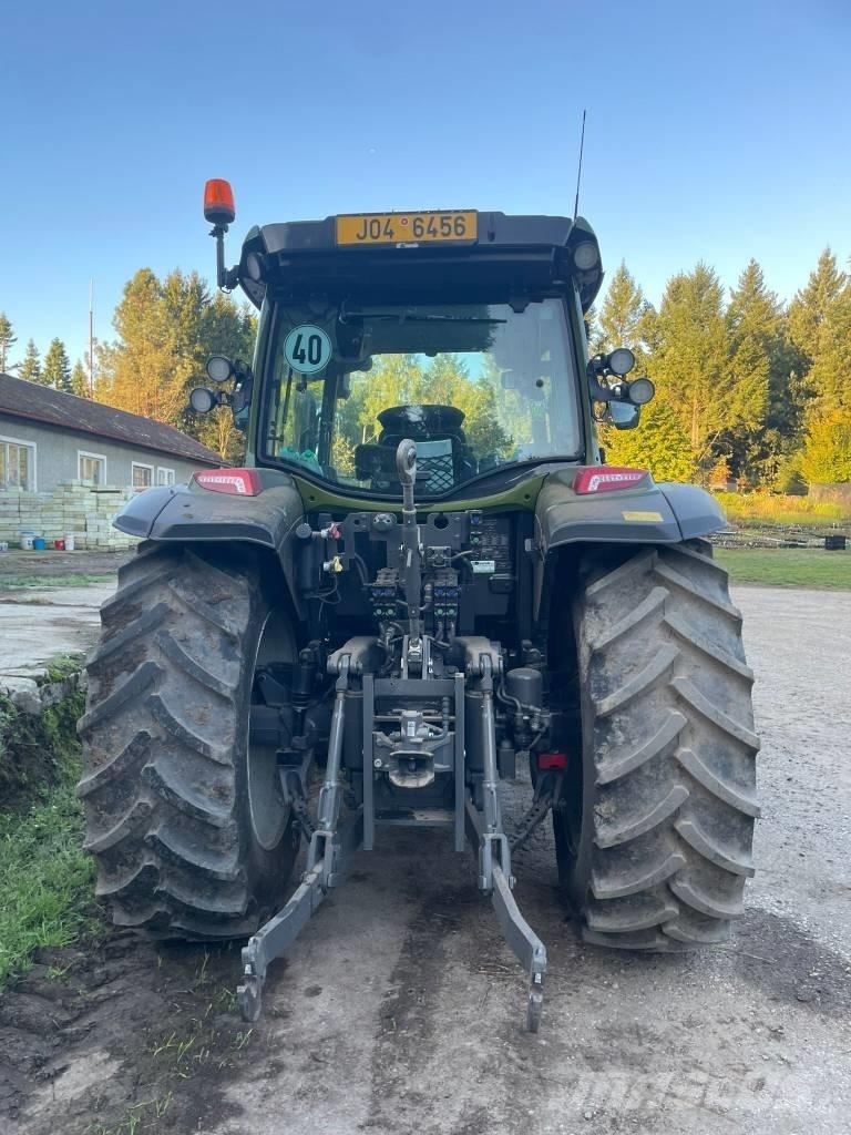 Valtra G 135 Traktorok