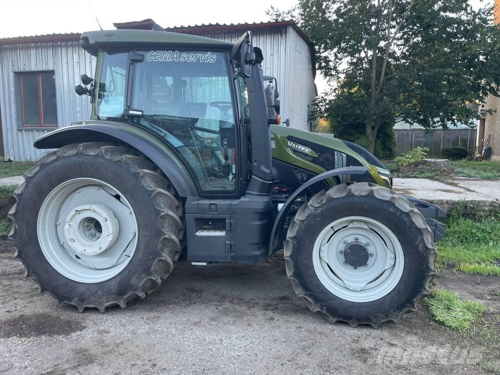 Valtra G 135 Traktorok