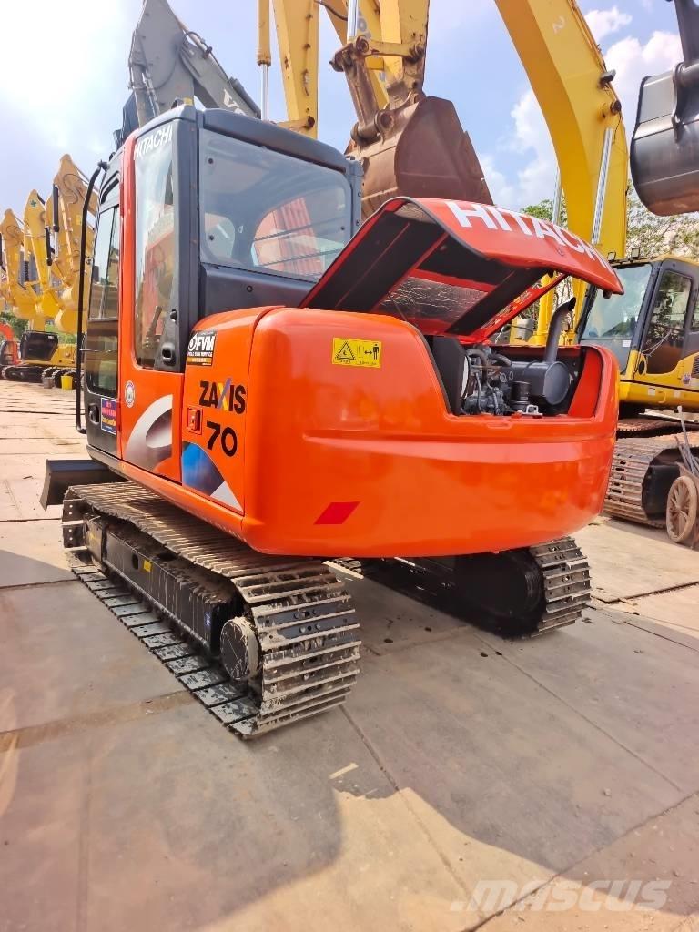 Hitachi ZAXIS70 Mini kotrók < 7t