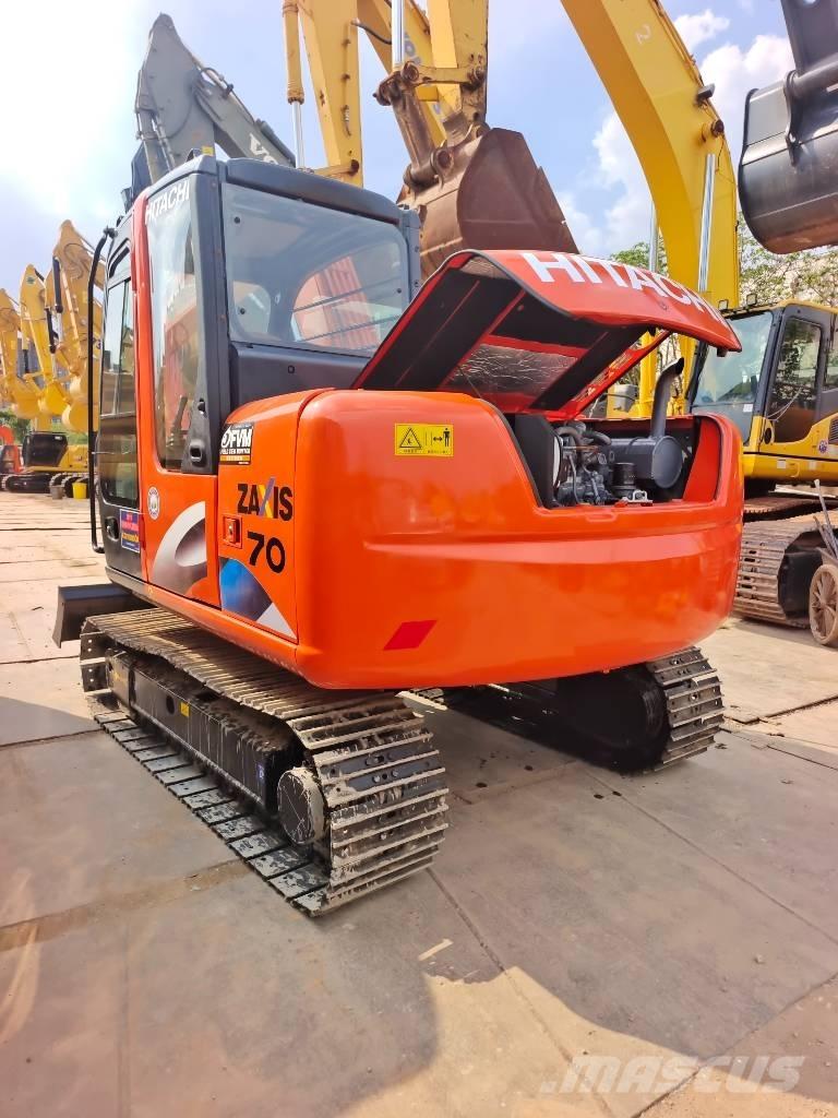 Hitachi ZAXIS70 Mini kotrók < 7t