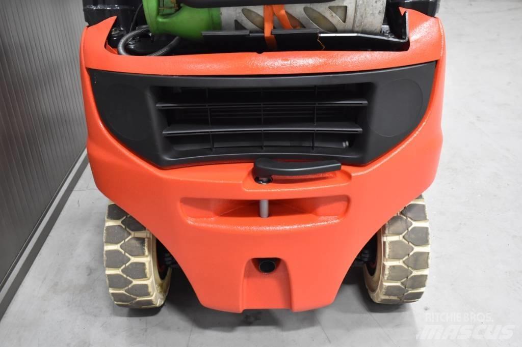 Linde H 16 T - 01 Gázüzemű targoncák