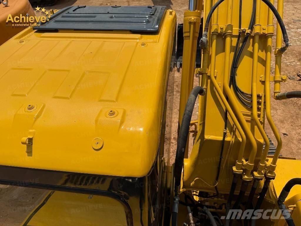 Komatsu PC 220 Lánctalpas kotrók