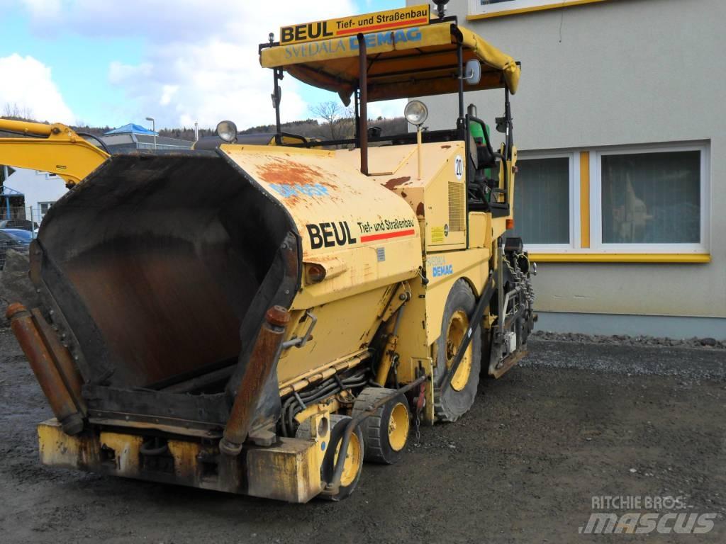 Demag DF 65 P Aszfalt terítõ gépek