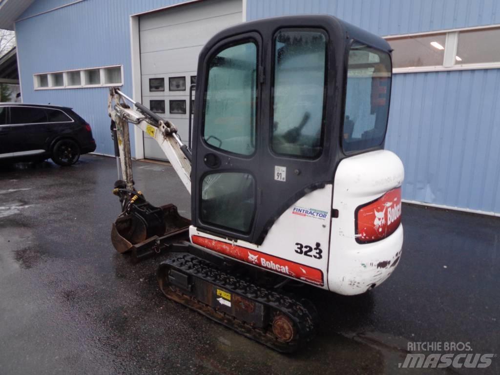 Bobcat 323 Mini kotrók < 7t