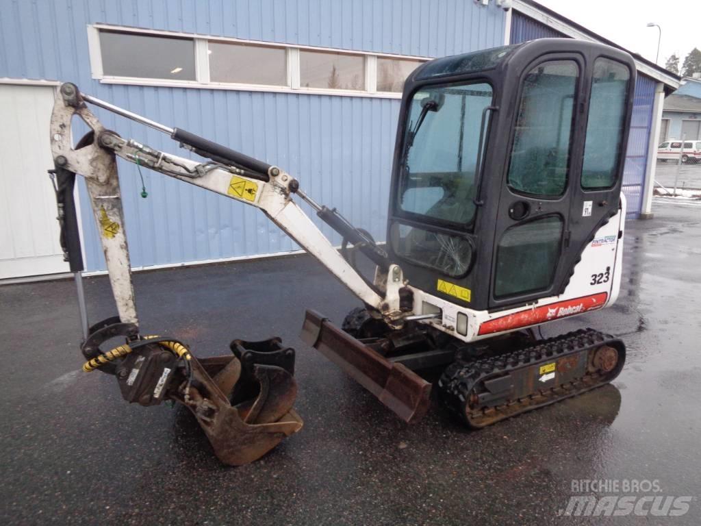 Bobcat 323 Mini kotrók < 7t