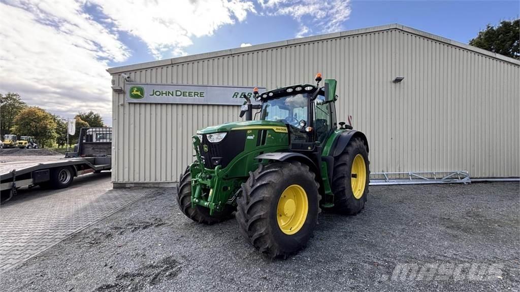 John Deere 6R215 Traktorok