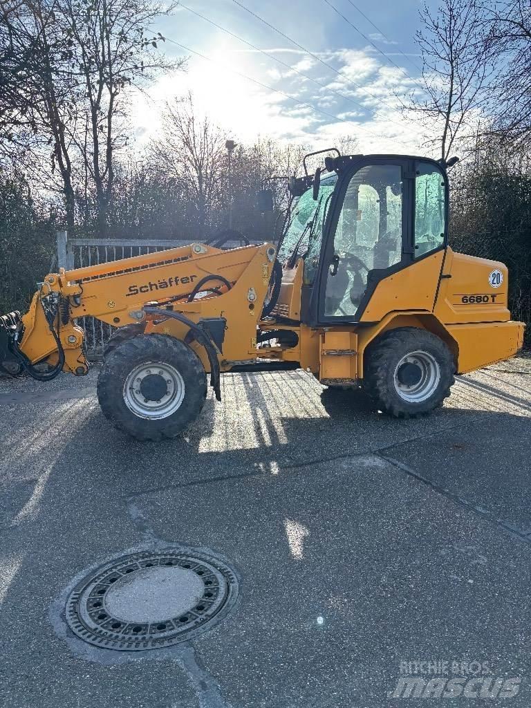Schäffer 6680 T Teleszkópos gumikerekes rakodók