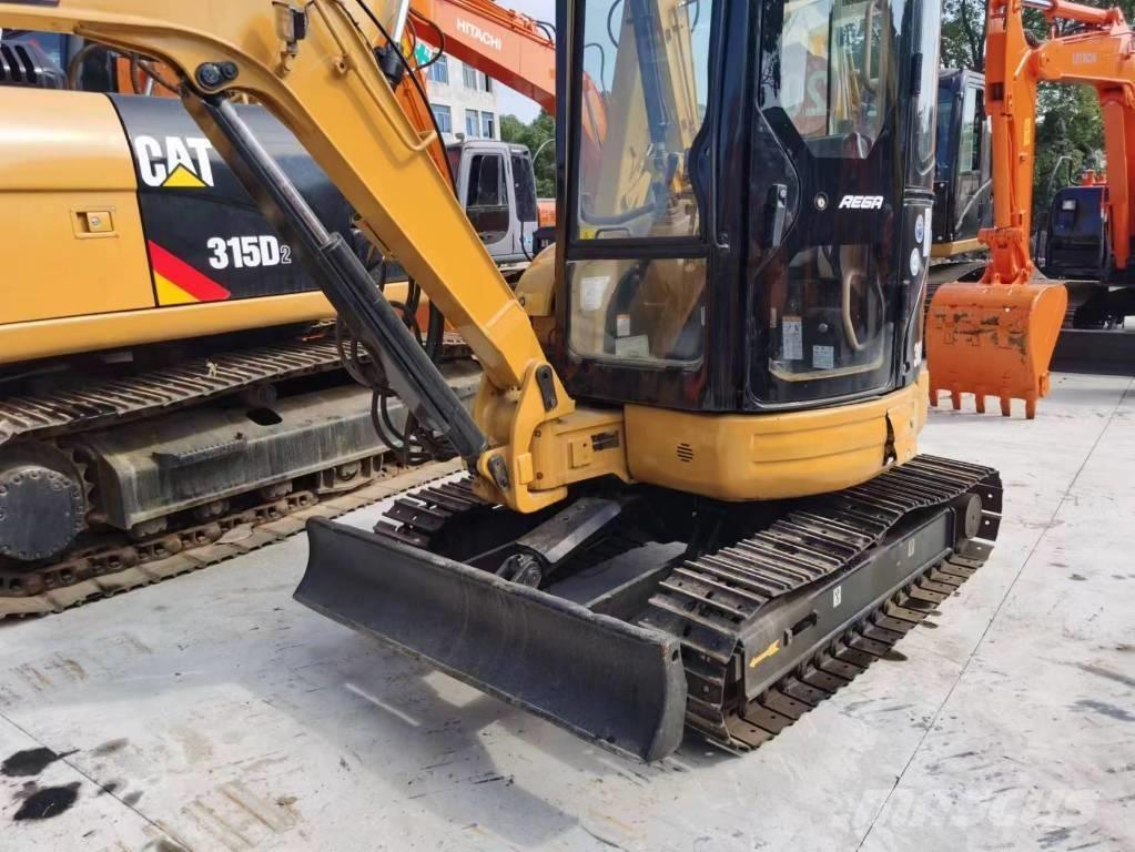 CAT 303 CR Mini kotrók < 7t