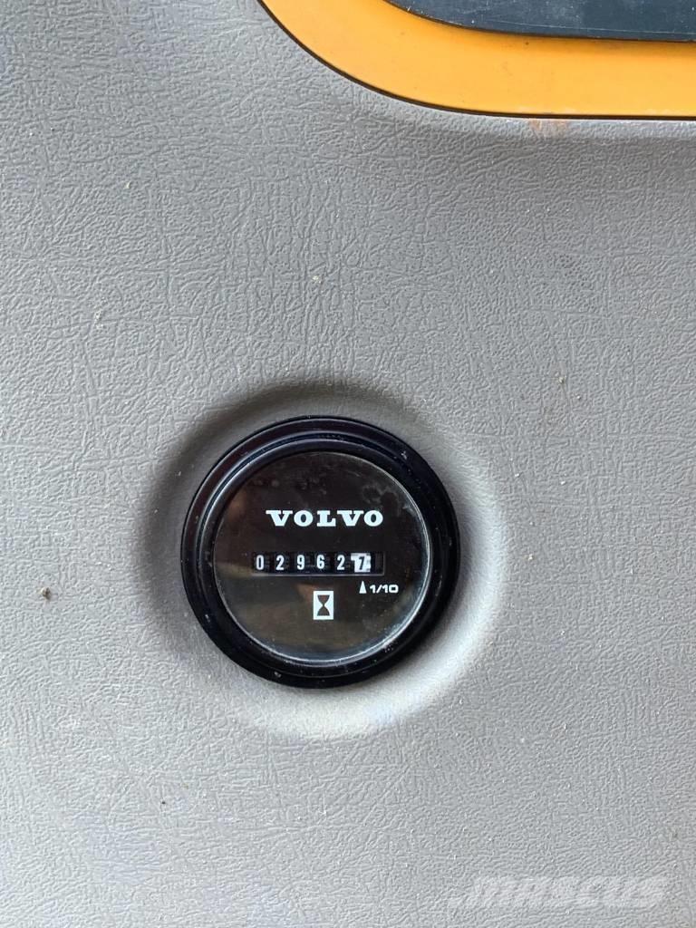 Volvo ECR 88 D Közepes (midi) kotrók 7 t - 12 t