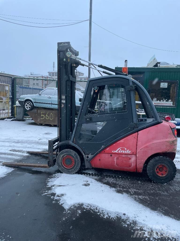 Linde H 30 D Dízel targoncák