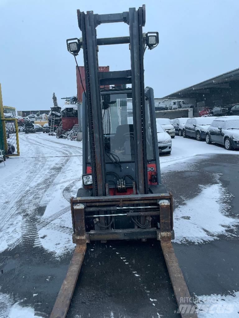 Linde H 30 D Dízel targoncák