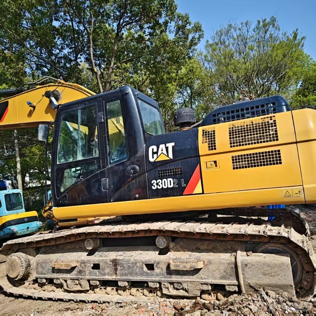 CAT 330 D Lánctalpas kotrók
