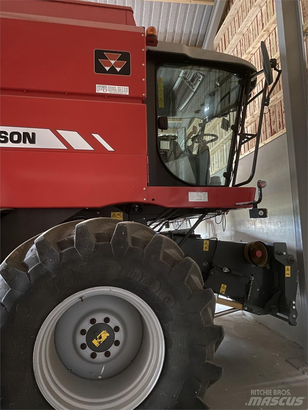 Massey Ferguson 7244 Kombájnok