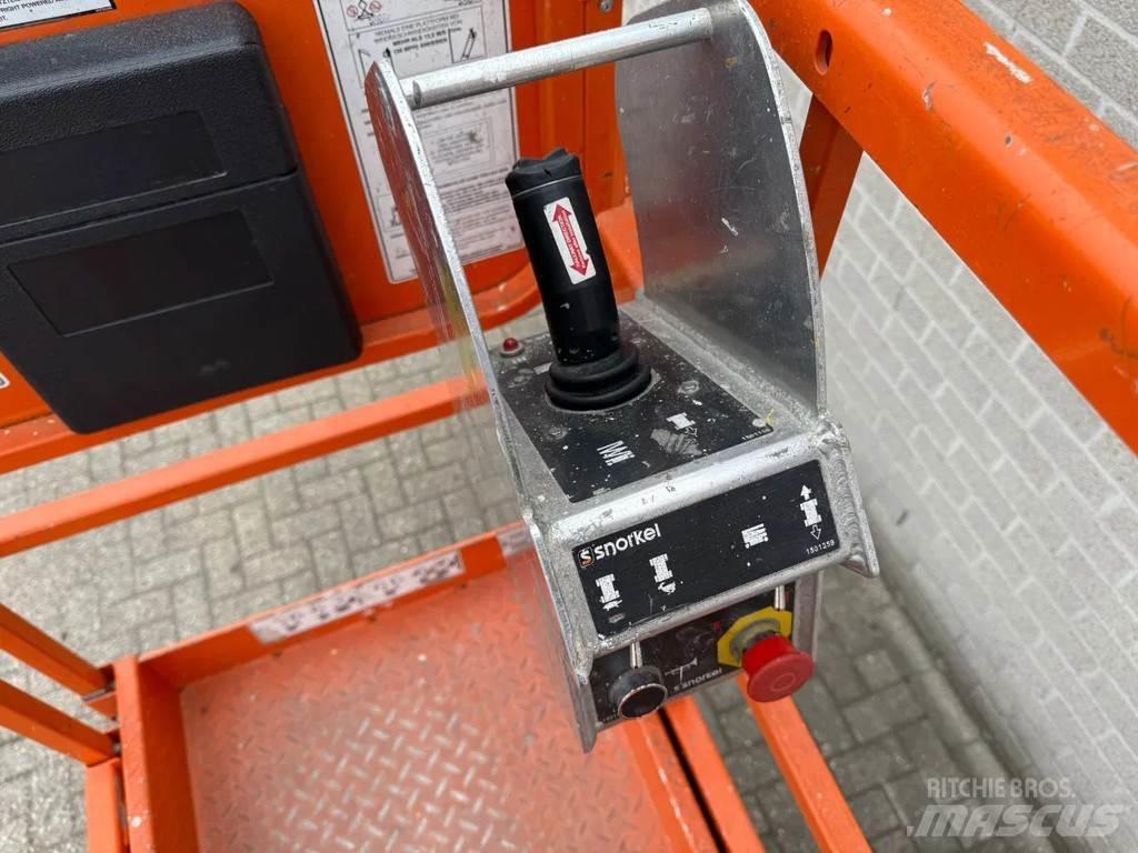 Snorkel S3220E Ollós emelők