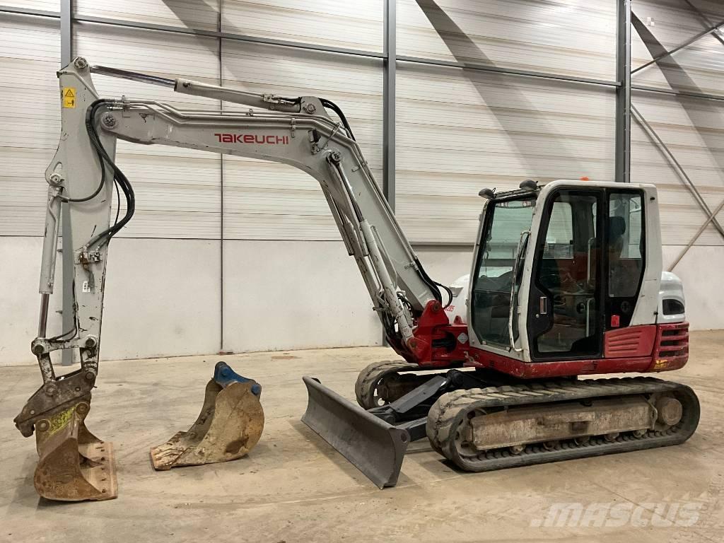 Takeuchi TB 285 Közepes (midi) kotrók 7 t - 12 t